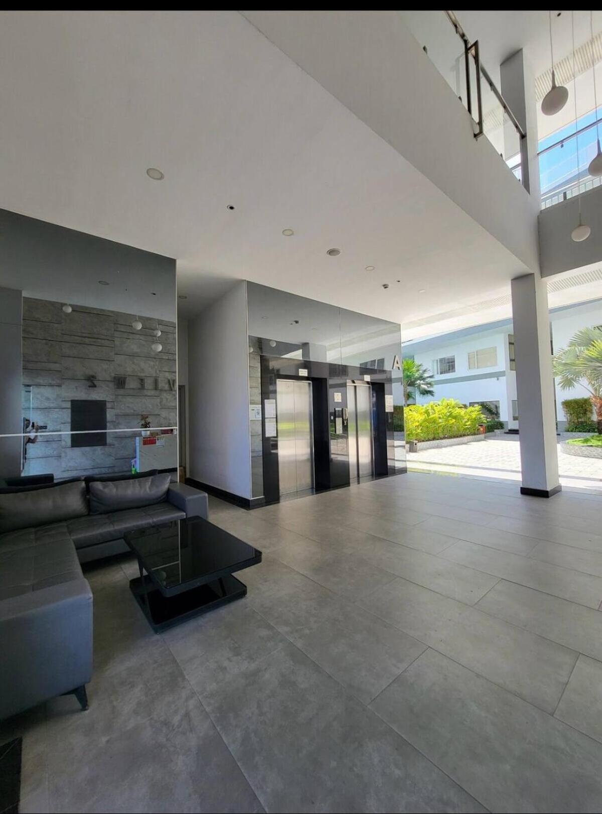 Lakeview 2, Thu Thiem - Rory's Apartment *
