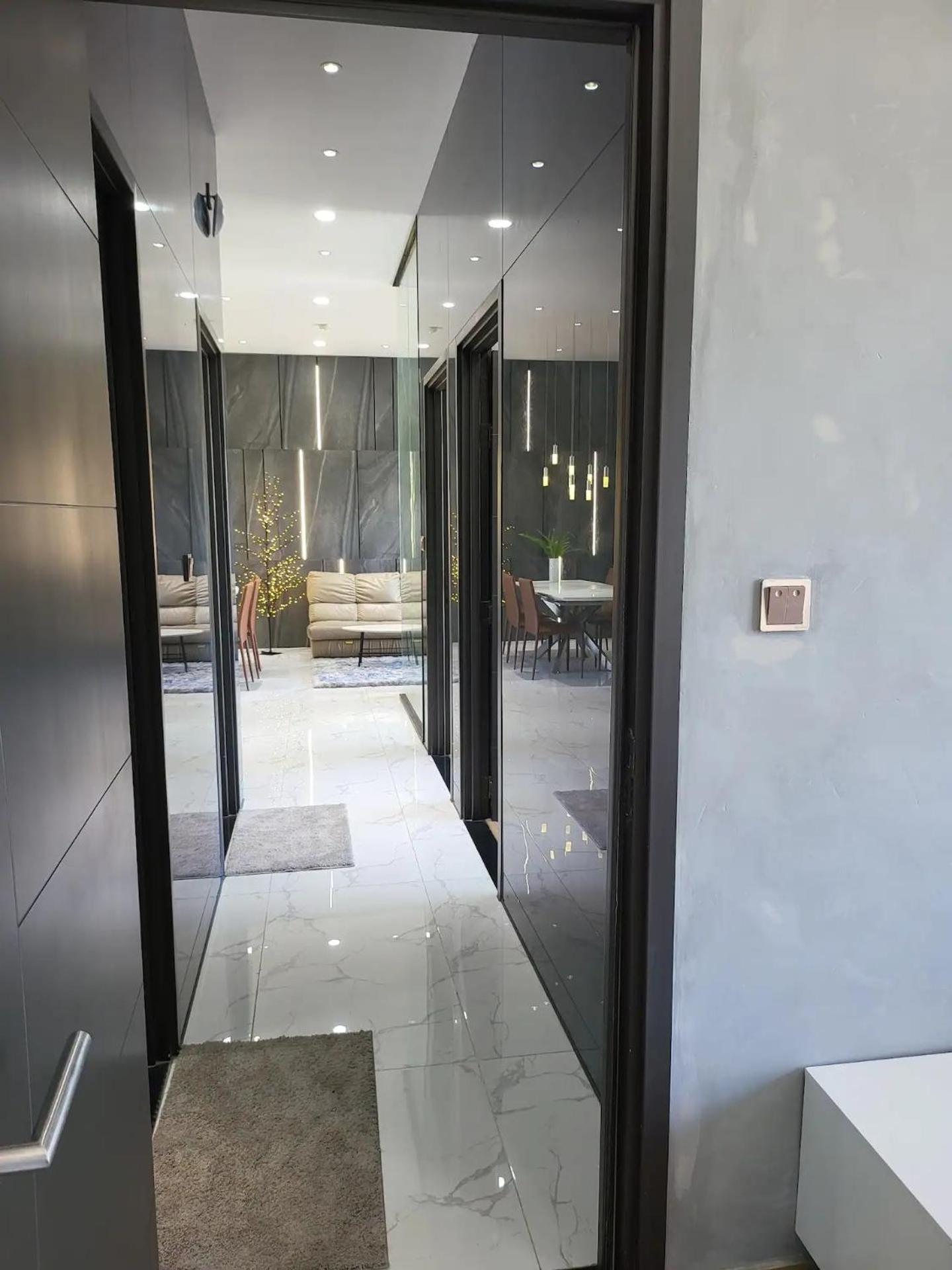 Căn hộ Lakeview 2, Thu Thiem - Rory's TP. Hồ Chí Minh