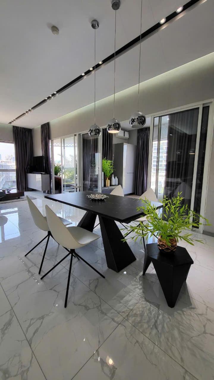 Lakeview 2, Thu Thiem - Rory's